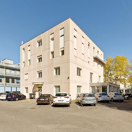 Les Chambres Du Ctn Plan-les-Ouattes Exterior foto